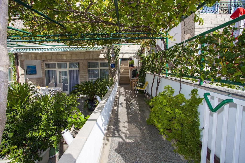Apartments Villa Jarak Макарска Экстерьер фото